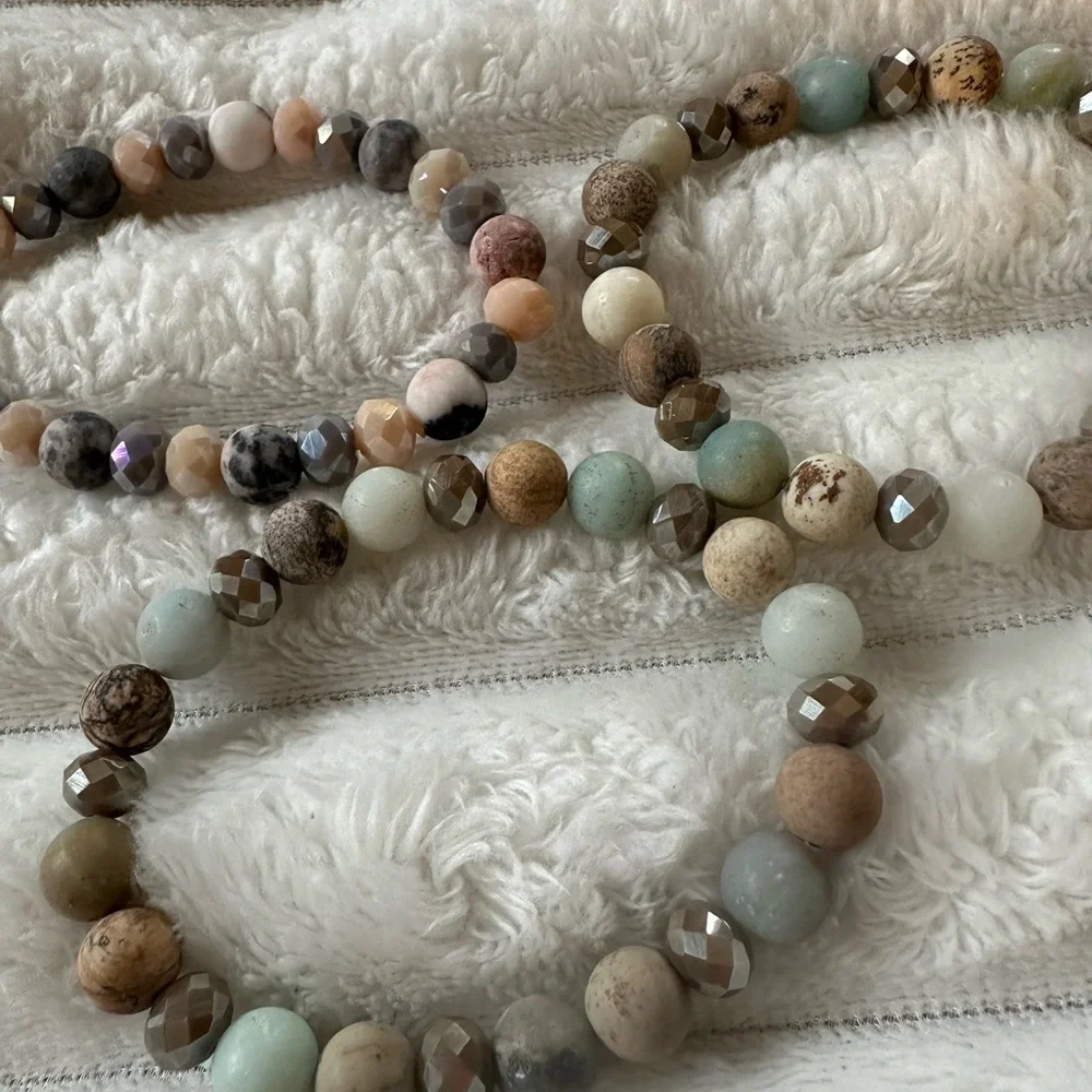 BB Lila Stretch Beaded Bracelets - Picture 3 of 3